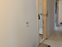 Am 1. März wird der Rahmen zum Bad eingebaut