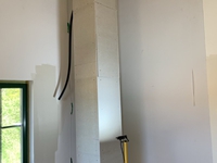 Die letzten Platten (ganz oben) sind endlich montiert