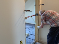 Die Türen werden eingebaut