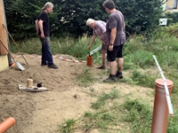 Die Vorbereitung für die Werkstatt / den Schuppen beginnt