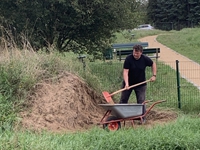 Und weiter geht‘s - 25 Schubkarren für den Schuppen