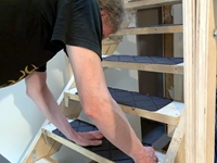 Die Treppe wird aufgehübscht