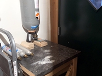 Der Tisch wurde stabilisiert und erf&uuml;llt seinen Zweck.